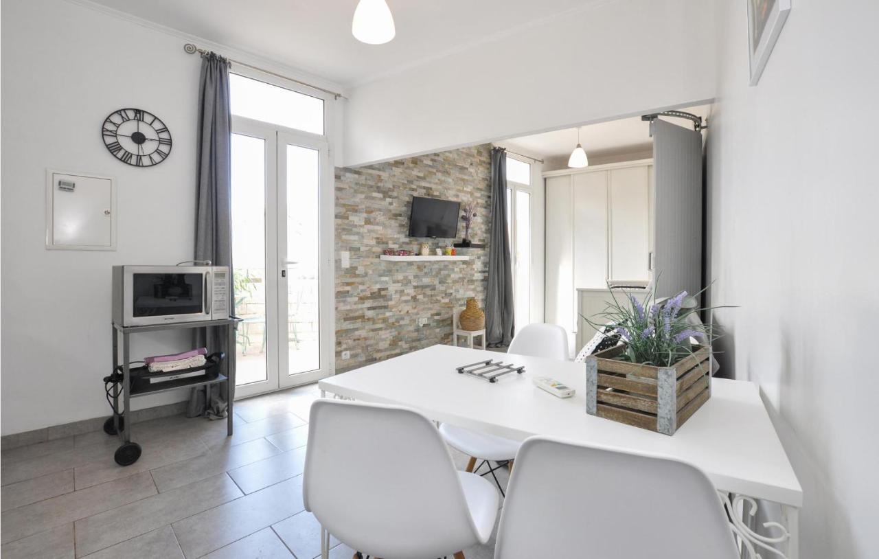 Beautiful In With Kitchen Apartment Nizza